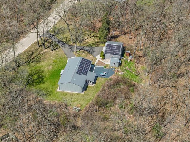 S3036 E Fox Hill Road, Baraboo, WI 53913