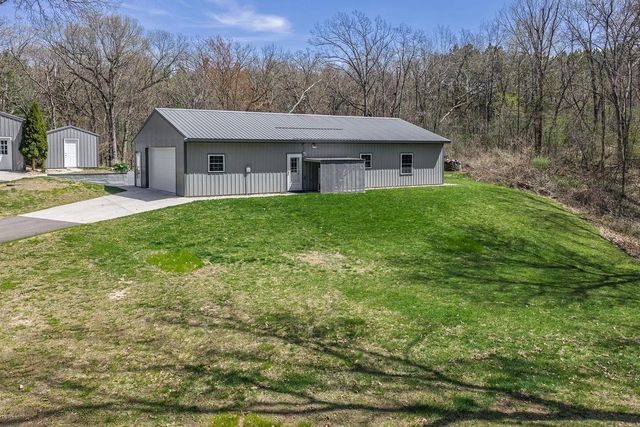 S3036 E Fox Hill Road, Baraboo, WI 53913