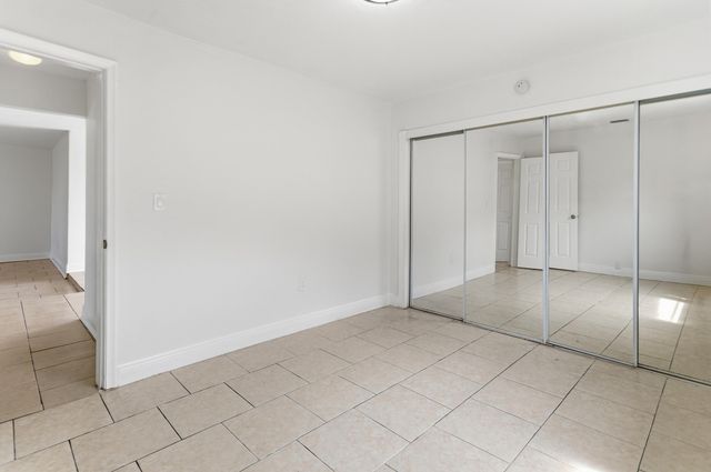 2000 NW 91ST Way, Sunrise, FL 33322