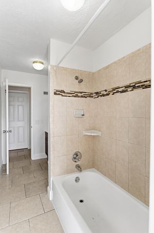 2000 NW 91ST Way, Sunrise, FL 33322