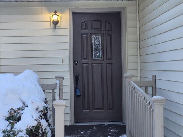 409 Kings Lynn Road, Stoughton, WI 53589