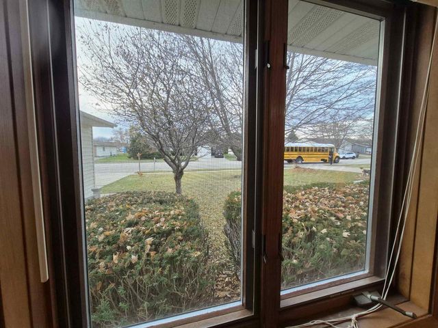 409 Kings Lynn Road, Stoughton, WI 53589