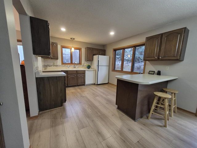 409 Kings Lynn Road, Stoughton, WI 53589