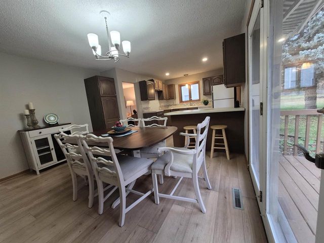 409 Kings Lynn Road, Stoughton, WI 53589