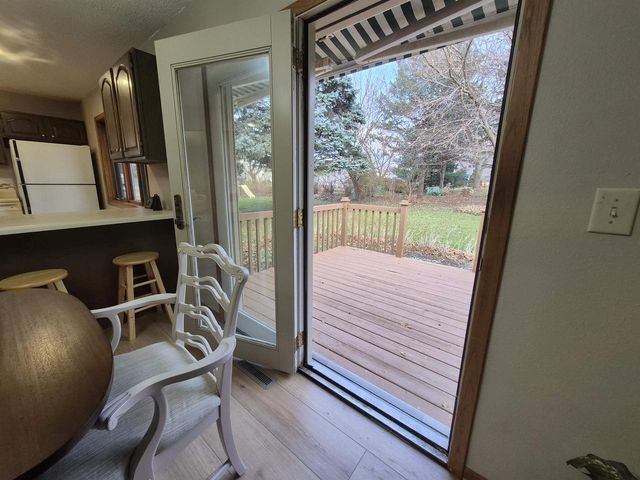 409 Kings Lynn Road, Stoughton, WI 53589