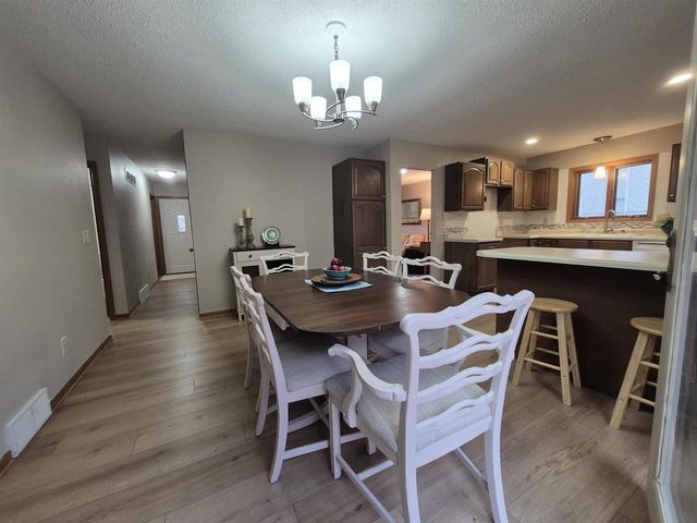 409 Kings Lynn Road, Stoughton, WI 53589