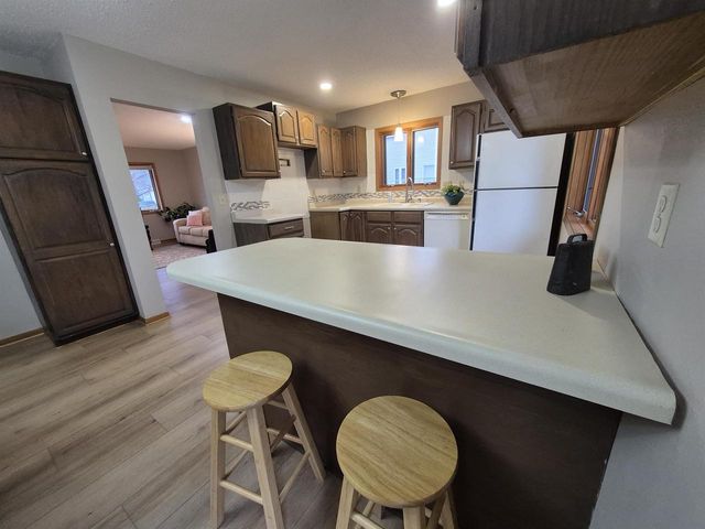 409 Kings Lynn Road, Stoughton, WI 53589