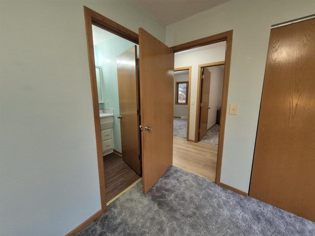 409 Kings Lynn Road, Stoughton, WI 53589