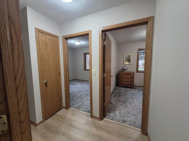 409 Kings Lynn Road, Stoughton, WI 53589