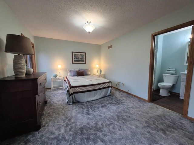 409 Kings Lynn Road, Stoughton, WI 53589