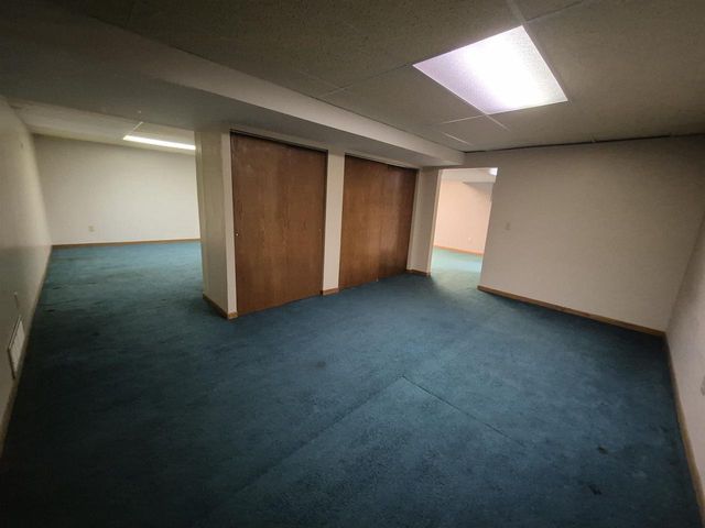 409 Kings Lynn Road, Stoughton, WI 53589