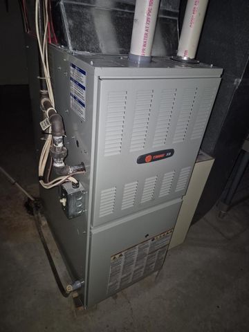 409 Kings Lynn Road, Stoughton, WI 53589