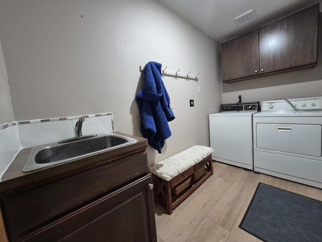 409 Kings Lynn Road, Stoughton, WI 53589