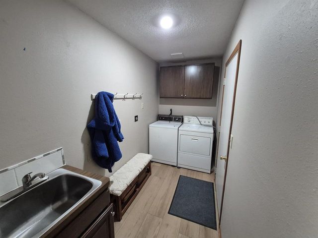 409 Kings Lynn Road, Stoughton, WI 53589