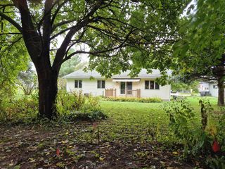 409 Kings Lynn Road, Stoughton, WI 53589