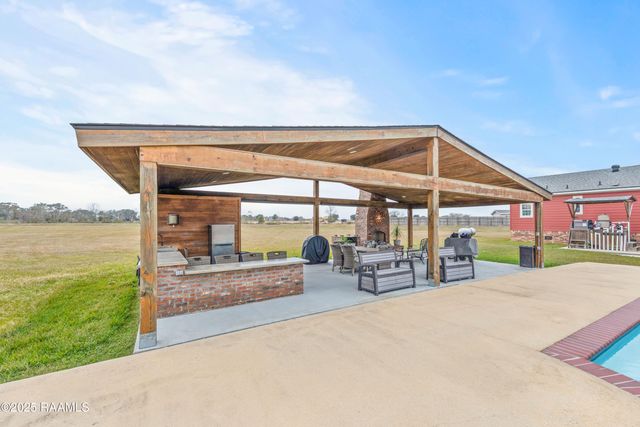 11325 La Hwy 92, Maurice, LA 70555