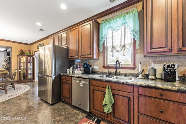 11325 La Hwy 92, Maurice, LA 70555