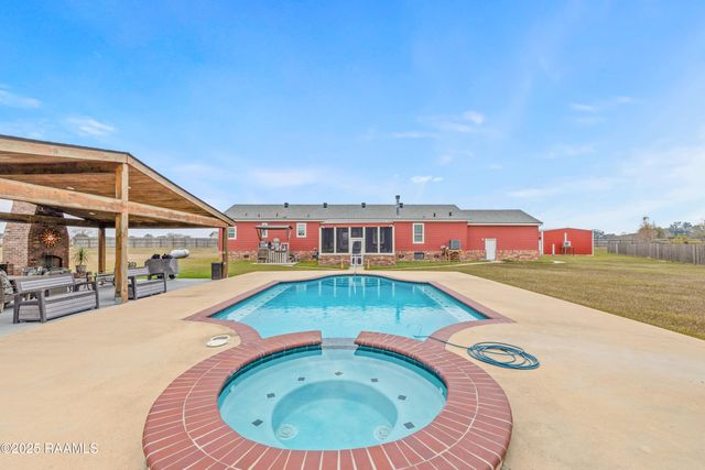 11325 La Hwy 92, Maurice, LA 70555