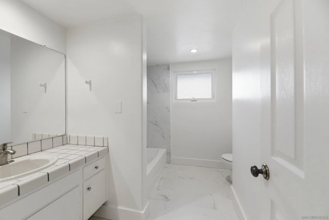 2275-77 Cameo Rd, Carlsbad, CA 92008