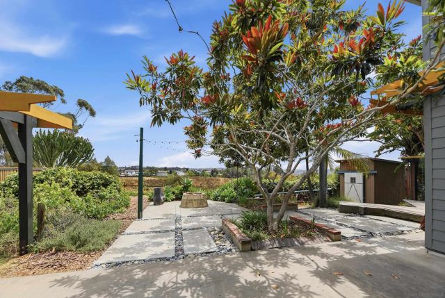 2275-77 Cameo Rd, Carlsbad, CA 92008