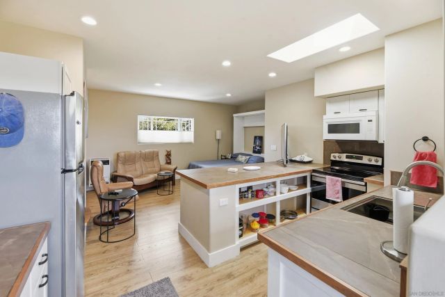 2275-77 Cameo Rd, Carlsbad, CA 92008