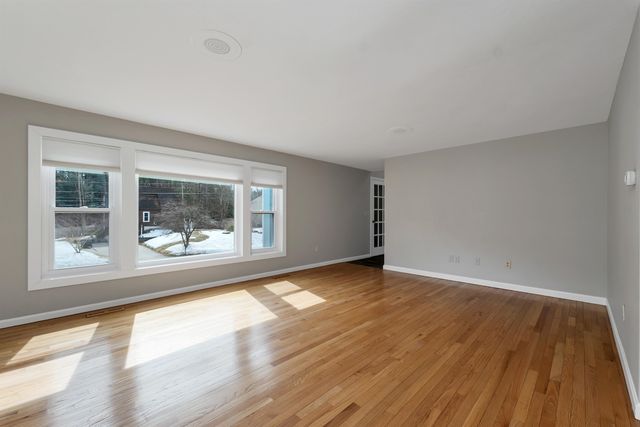 8 Fern Court, Milford, NH 03055