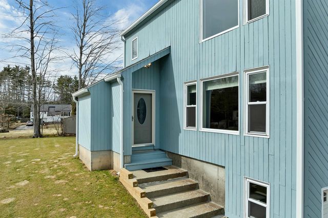 8 Fern Court, Milford, NH 03055