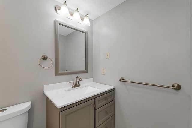 8 Fern Court, Milford, NH 03055