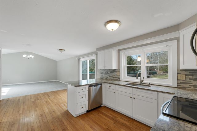 8 Fern Court, Milford, NH 03055