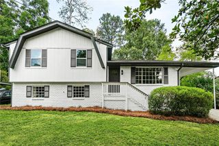 8276 San Jose Trail, Jonesboro, GA 30236