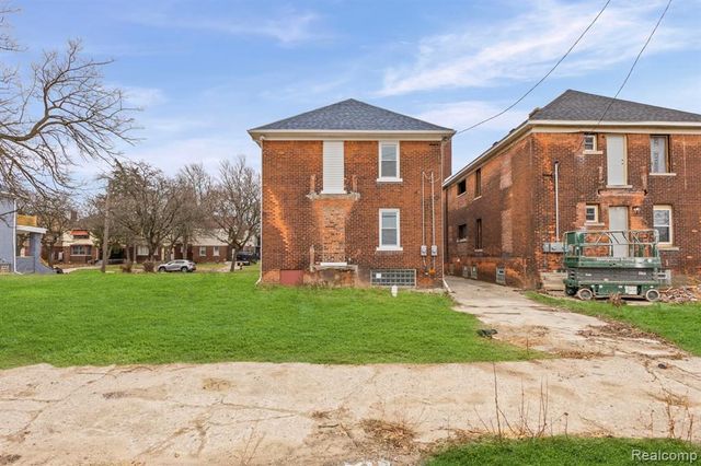 3450 Edison Street, Detroit, MI 48206