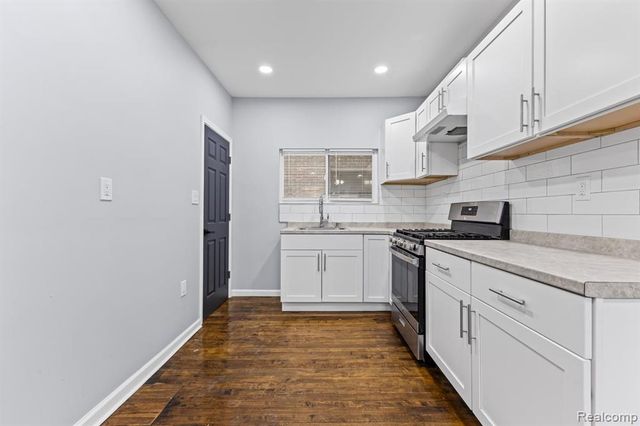 3450 Edison Street, Detroit, MI 48206