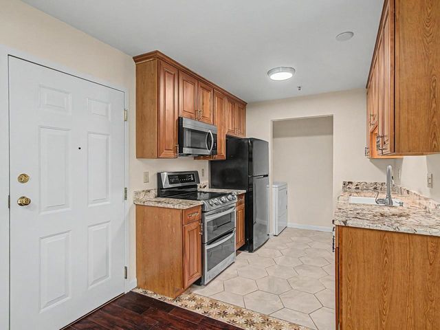 249 Hildred Drive, Burlington, VT 05401