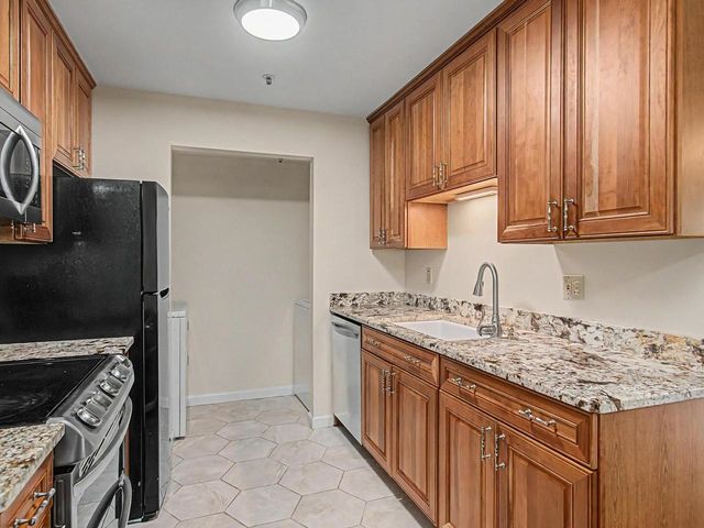 249 Hildred Drive, Burlington, VT 05401