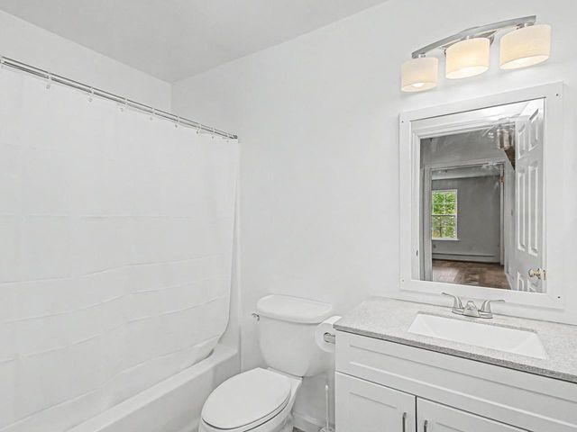 249 Hildred Drive, Burlington, VT 05401
