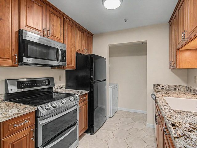 249 Hildred Drive, Burlington, VT 05401
