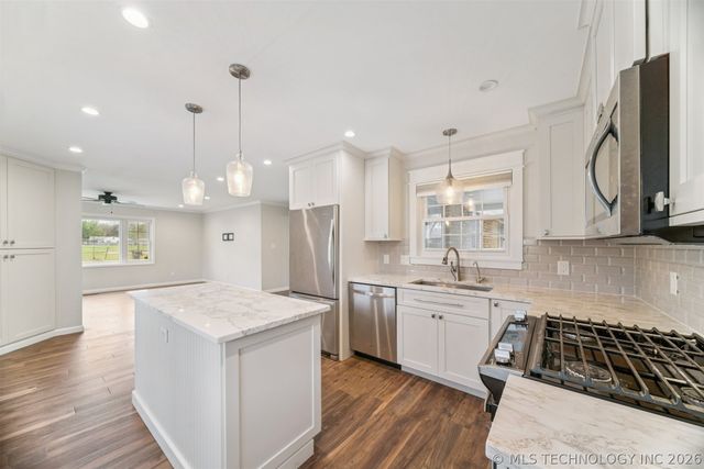 4647 S Quincy Place, Tulsa, OK 74105