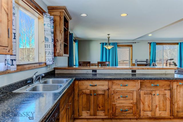 710 Nebula, Livingston, MT 59047