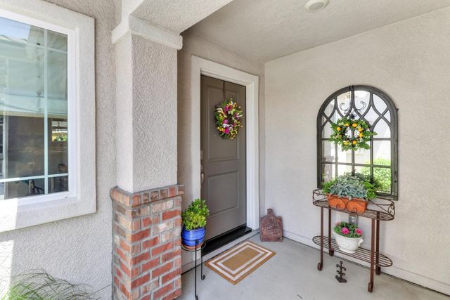 4344 White Ash Ln, Sacramento, CA 95834