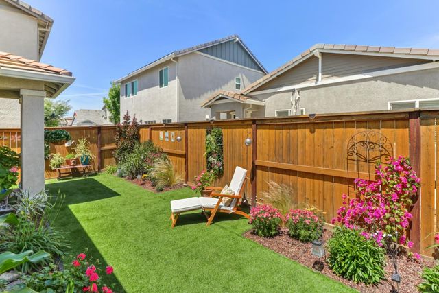 4344 White Ash Ln, Sacramento, CA 95834