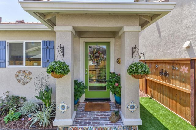 4344 White Ash Ln, Sacramento, CA 95834