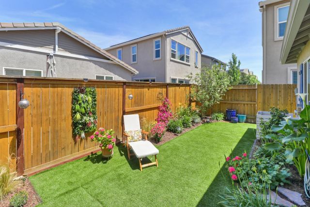 4344 White Ash Ln, Sacramento, CA 95834