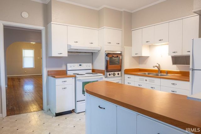 1313 E Saint Clair Street, Vincennes, IN 47591