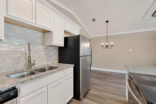 2007 Red Cloud Drive, Dallas, TX 75217