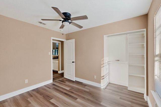 2007 Red Cloud Drive, Dallas, TX 75217