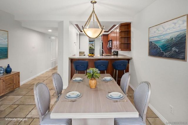 3098 Rue Dorleans 215, San Diego, CA 92110