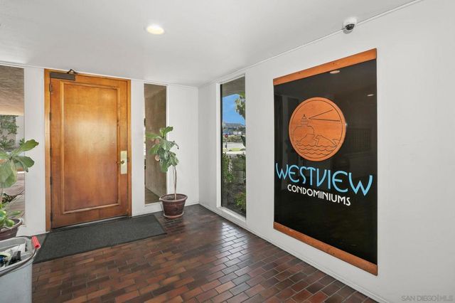 3098 Rue Dorleans 215, San Diego, CA 92110