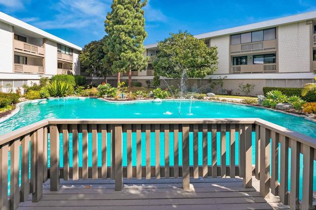 3098 Rue Dorleans 215, San Diego, CA 92110