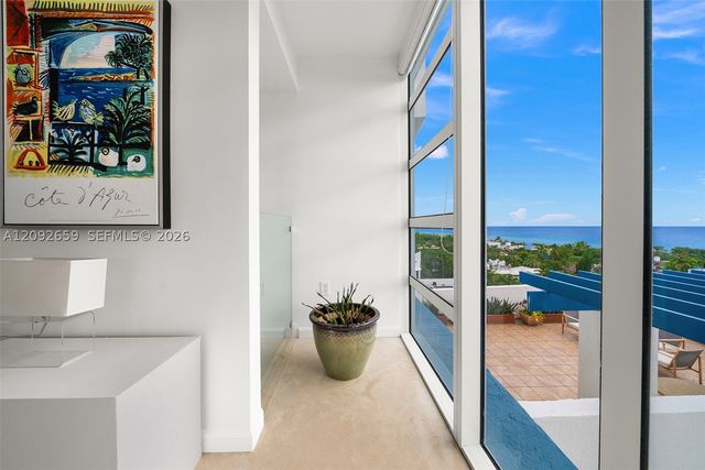 7600 Collins Ave 1012, Miami Beach, FL 33141