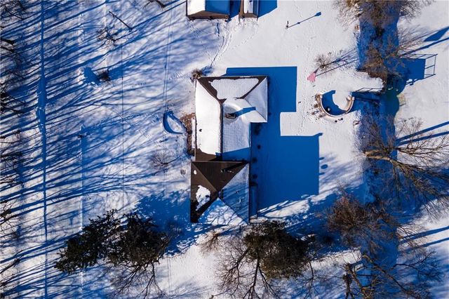 9556 27th Avenue, Eau Claire, WI 54703